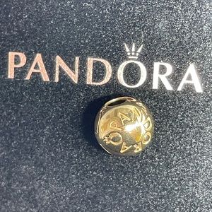 RETIRED 14K Gold Loving Pandora Clip